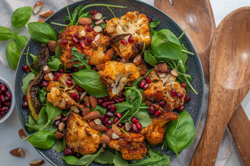 healthy salad bowl with roasted cauliflower