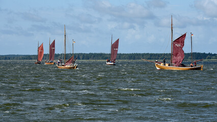 Zeesboot; sailboat; Bodden