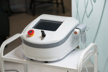 White ortable diode laser hair remove machine