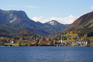 Blick  auf Altaussee über den gleichnamigen See