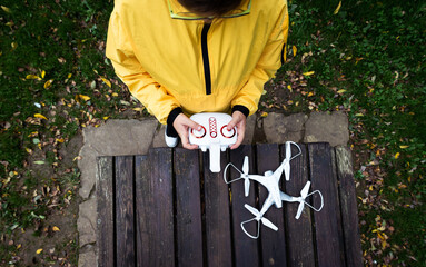 zenithal handheld preparing a drone