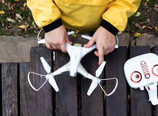 zenithal handheld preparing a drone