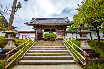 岩手県　中尊寺・本堂　