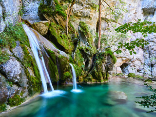 Cascada Berabarze