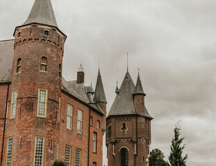 castle walls, kasteel heeswijk Netherlands	