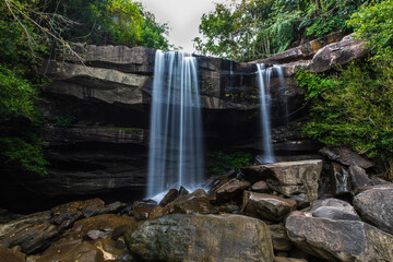 Obraz premium Thung Na Muang Waterfall, Beautiful waterfall in Pha Tam national Park, Ubon Ratchathani province, ThaiLand.