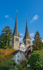 Fototapeta na wymiar Hofkirche St. Leodegar