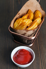 deep-fried baked potato slices, quickly cooked potato slices