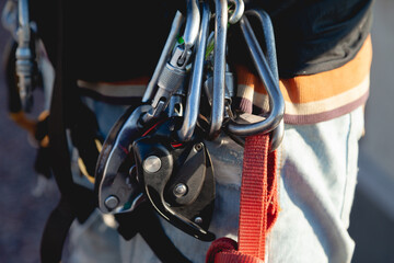 Climbing equipment on a harness, details
