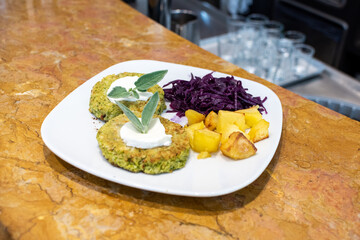 Piatto di ristorante vegetariano