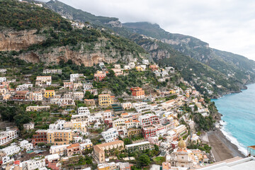 Fototapeta na wymiar Vistas de la Costa Amalfitana, sur de Nápoles, Italia