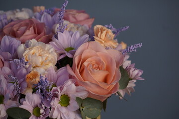 Always beautiful flowers and bouquets. Roses and chrysanthemums. For a great mood.
