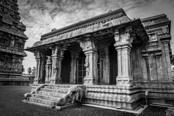 Tanjore Big Temple or Brihadeshwara Temple was built by King Raja Raja Cholan in Thanjavur, Tamil Nadu. It is the very oldest & tallest temple in India. This temple listed in UNESCO's Heritage Sites