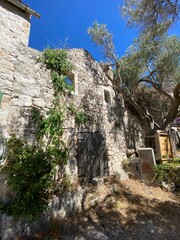 Schiffsreise von Brac Bol nach Hvar und Pakleni Inseln im Sommer