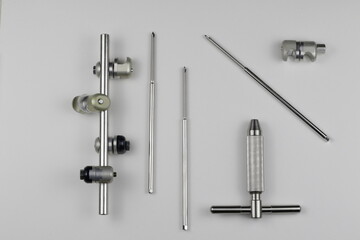 Surgical instruments in case of open fracture treatment