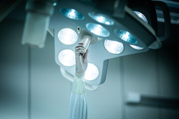 operating room light, operating lamp