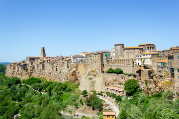 Fototapeta na wymiar Little medieval town Pitigliano, perched on a tuff rock, Tuscany, italy