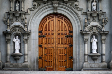 Obraz premium The facade and main entrance of Virgen Milagrosa church in Miraflores District from Lima, Peru