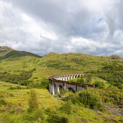 The beautiful green landscapes of Scotland © Marcin