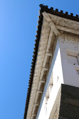 Hikone jyo, Japanese castle rooftop. 彦根城の矢倉を角から晴天の空に向かって見上げて撮った写真。