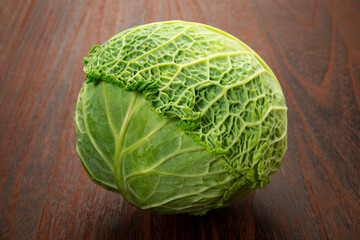 Fototapeta premium 西洋野菜のサボイキャベツ