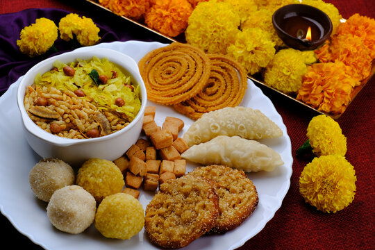 Diwali snacks Diwali faral, Diwali Special sweet and salty snacks, Festival snacks from Maharashtra, India.