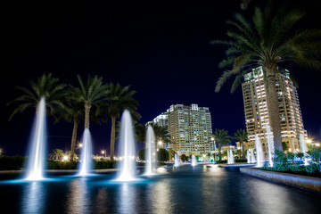 Plakat Doha,Qatar,01/27/2016-The night view fountain at the pearl, porto Arabia