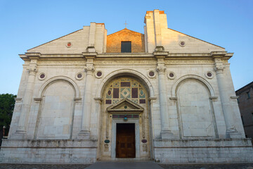 Fototapeta na wymiar Rimini: Tempio Malatestiano, the cathedral