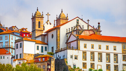 Porto am Rio Douro, Küstenstadt Portugals,  Brücken, Portwein, Altstadt mittelalterlichen Viertel Ribeira,  cais da ribeira porto Flussufer,  Douro, Atlantik