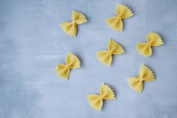 Yellow pasta in the form of bows