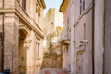 Fototapeta na wymiar Streets and alleys in old town of Montepagano, medieval pearl near Roseto degli Abruzzi, Abruzzo, Italy.