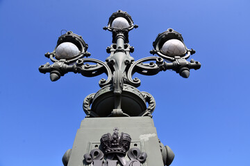 Fototapeta na wymiar Street lamp in the city of Saint-Petersburg, Russia 