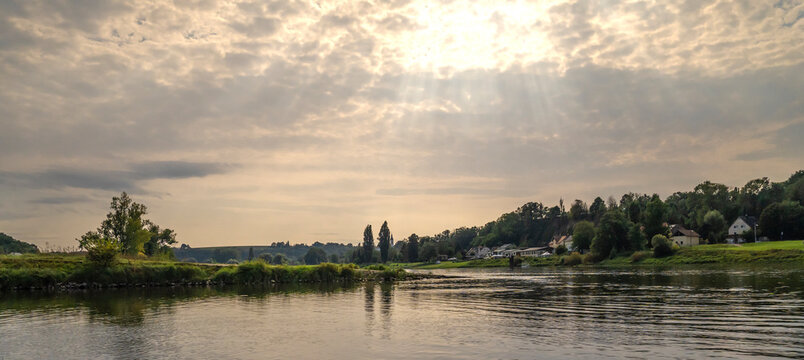 Blick nach Zehren an der Elbe