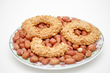 Peanut butter cookie recipe on the beautiful plate.
