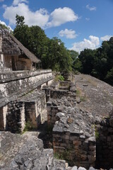 Fototapeta na wymiar ancient mayan ruins 