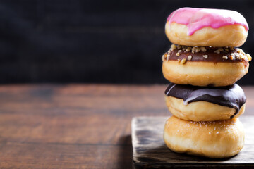 カラフルなドーナツ