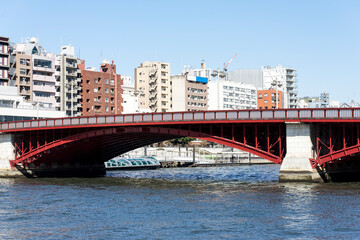 東京　隅田川に架かる吾妻橋の風景