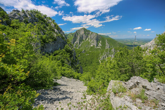 「Vratsa」の画像 1,755 件の Stock 写真、ベクターおよびビデオ Adobe Stock