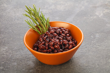 Vegan cuisine - black kidney in the bowl