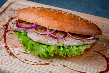 sandwich with fish