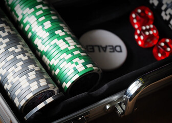 red playing dice, poker plastic chips, close-up, macrophotography, selective focus, blurry background, risk concept, stock exchange game, casino, gambling, gambling, excitement