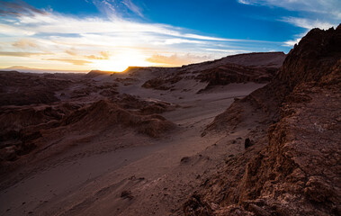 Fototapeta na wymiar Geografía del Valle de la Luna del Desierto de San Pedro de Atacama. Chile