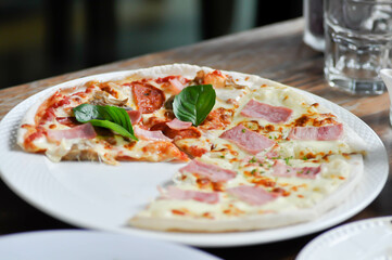pizza or pepperoni pizza and ham and cheese pizza