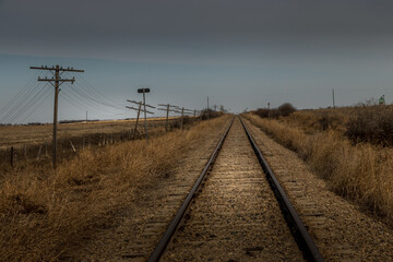 Obraz premium Train Tracks across the prairies Rocky View County Alberta Canada