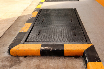 Steel plate cover wastewater sump used for grease trap.