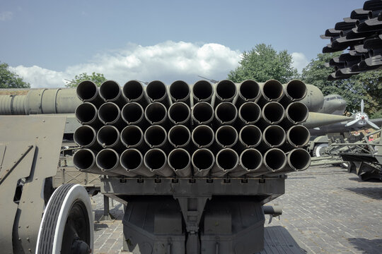 Bm-21 Bilder – Durchsuchen 144 Archivfotos, Vektorgrafiken und Videos ...