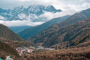 Fototapeta na wymiar panorama of the snow mountains