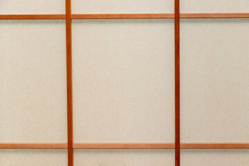 白の障子紙と木製の組子