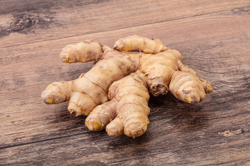 Natural organic raw ginger root