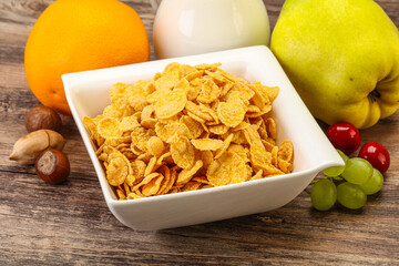 Breakfast with corn flakes and milk
